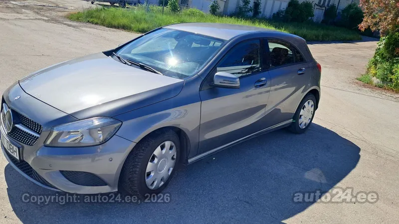 Mercedes-Benz A 180 - 1