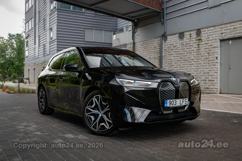 BMW iX xDrive 40 - 1