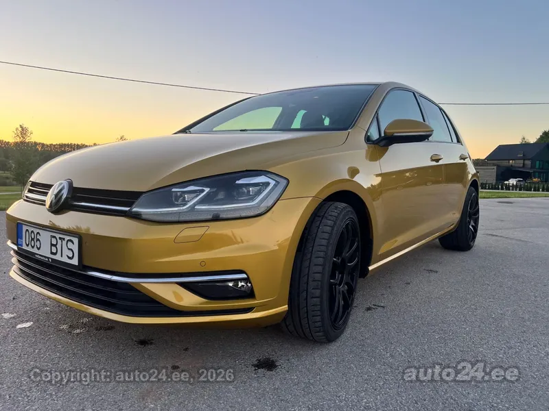 Volkswagen Golf - 1