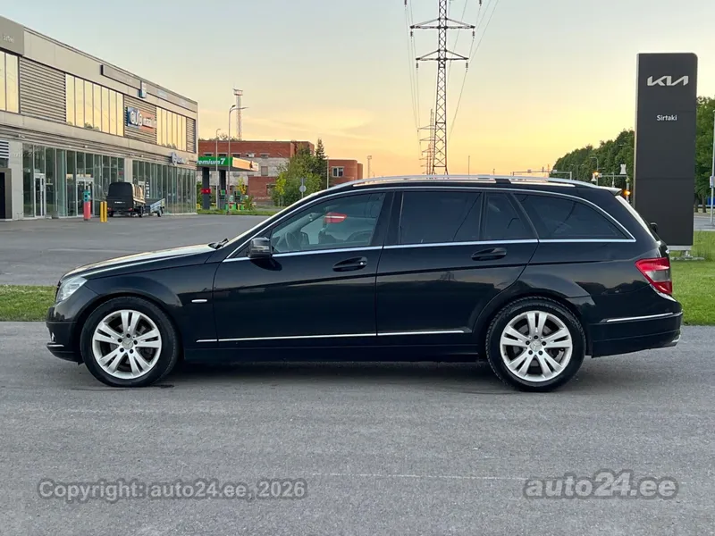 Mercedes-Benz C 220 - 1