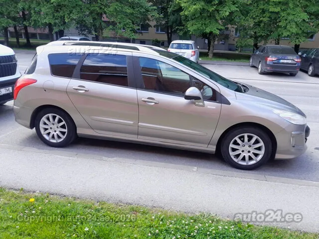 Peugeot 308 - 1