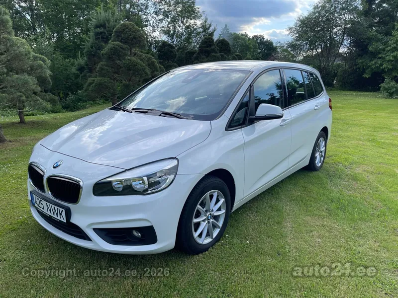 BMW 218 - 1
