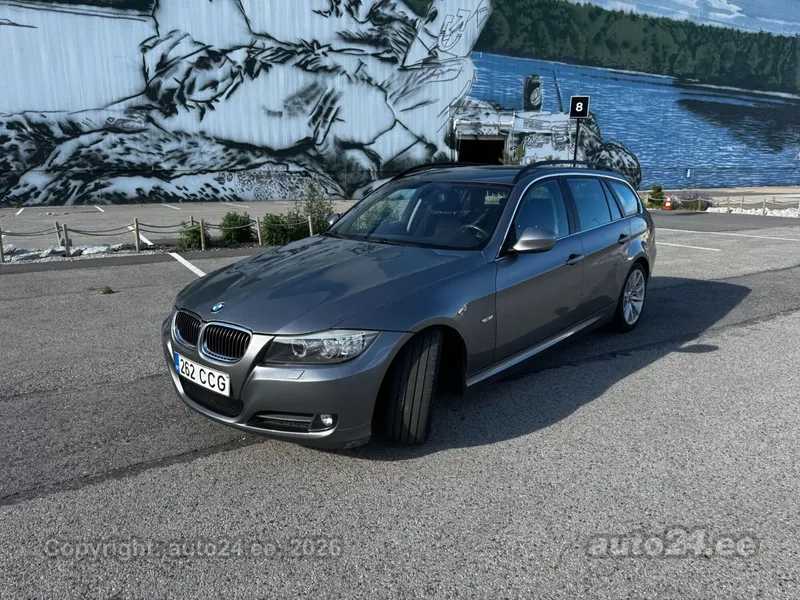 BMW 330 - 1
