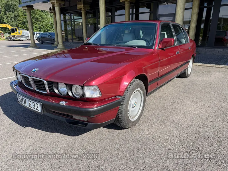 BMW 750 - 1