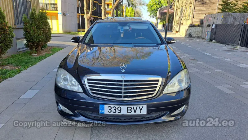 Mercedes-Benz S 320 - 1