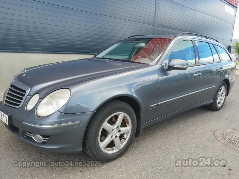 Mercedes-Benz E 280 - 1