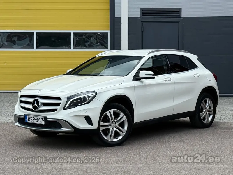 Mercedes-Benz Mercedes-Benz GLA 200