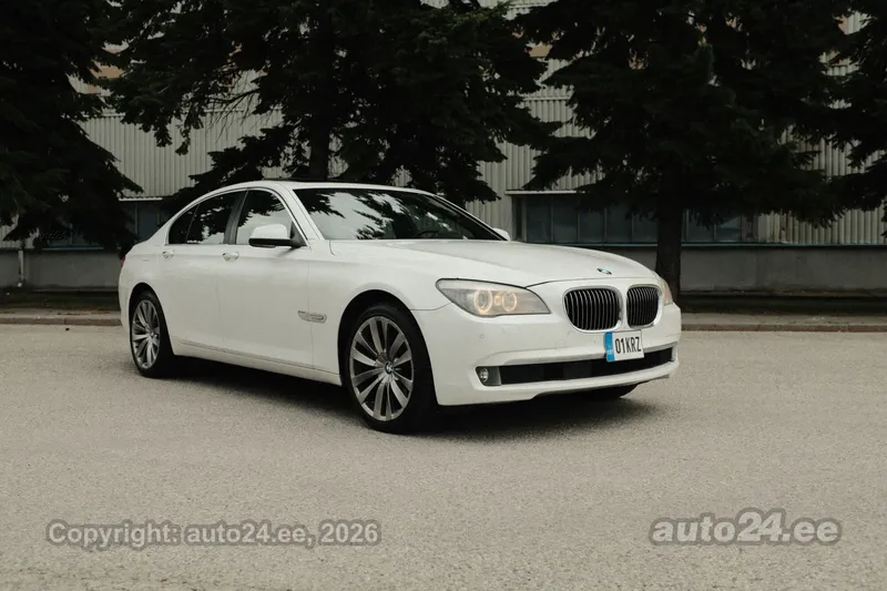 BMW 730 - 1