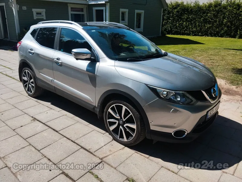 Nissan Qashqai - 1