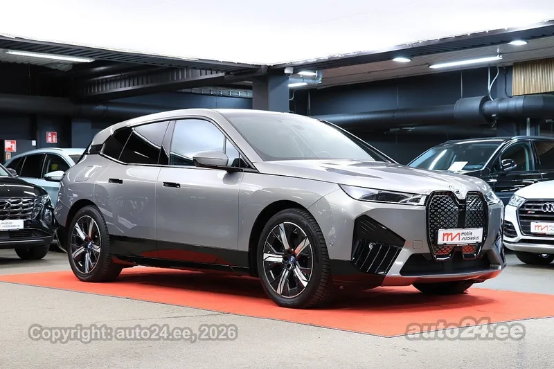 BMW iX xDrive 40 - 1