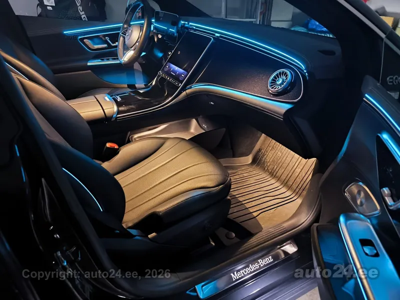Mercedes-Benz Mercedes-Benz EQE 300