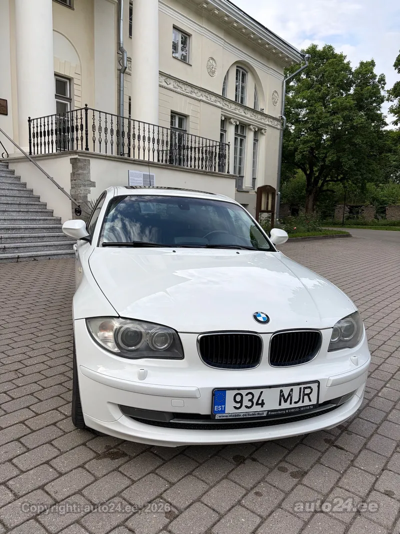 BMW 120 - 1