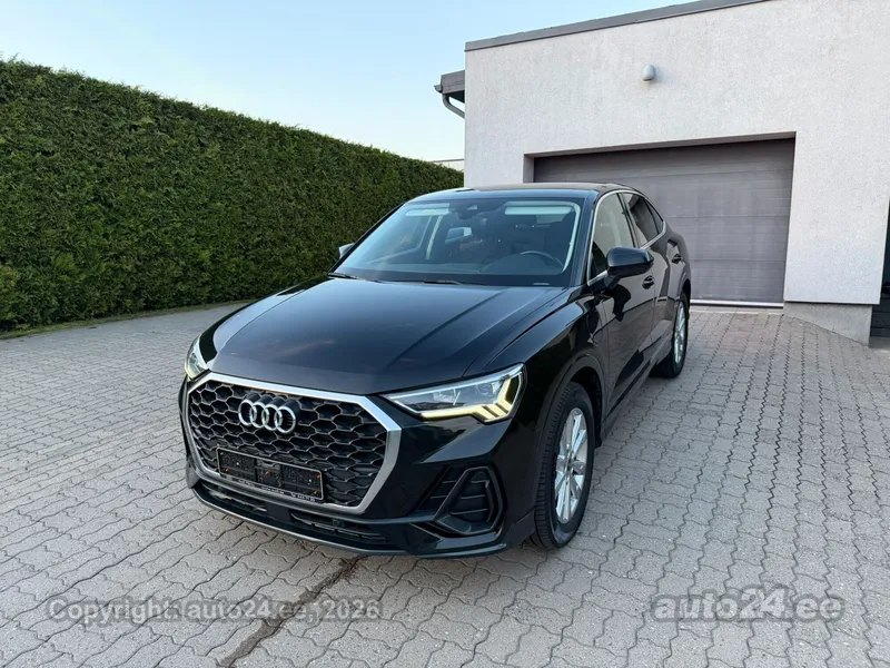 Audi Q3 - 1