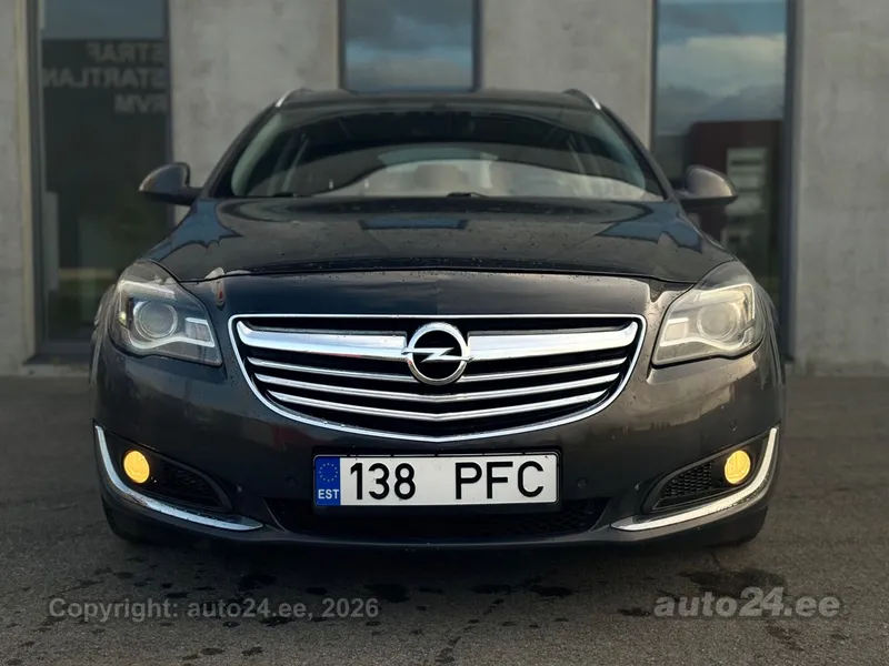 Opel Insignia - 1
