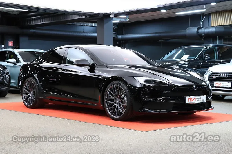 Tesla Model S - 1