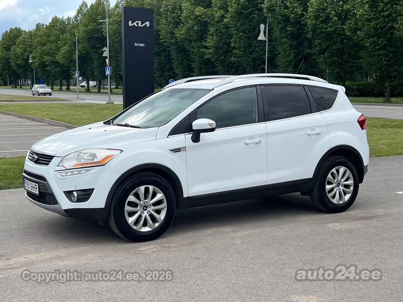 Ford Kuga - 1