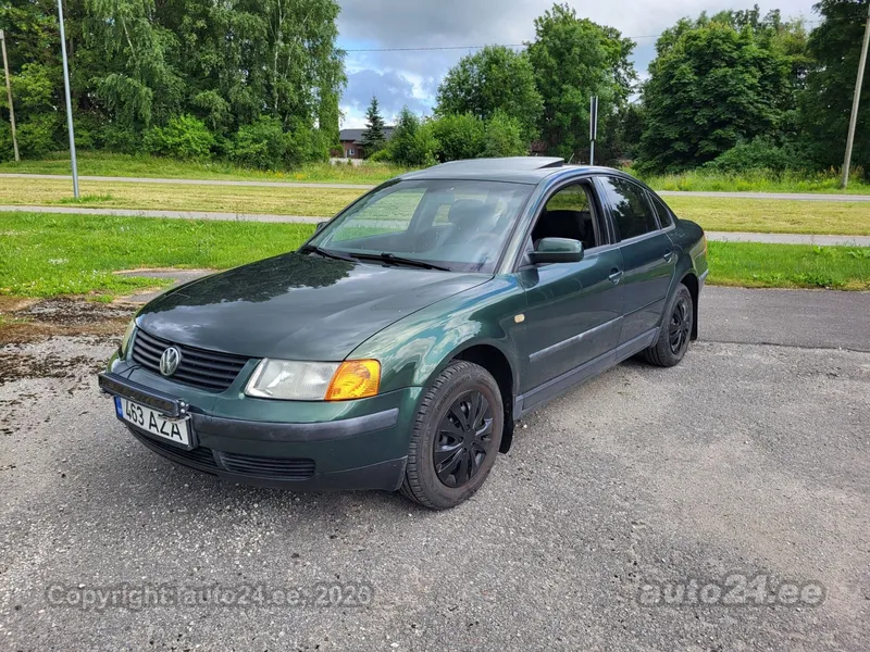 Volkswagen Passat - 1