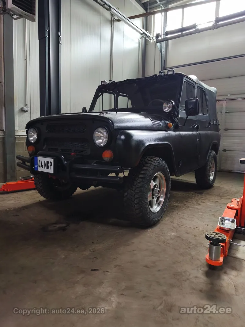 UAZ 469 - 1