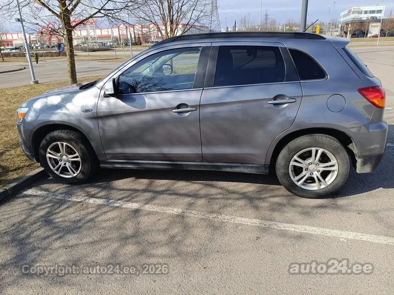 Mitsubishi ASX - 1