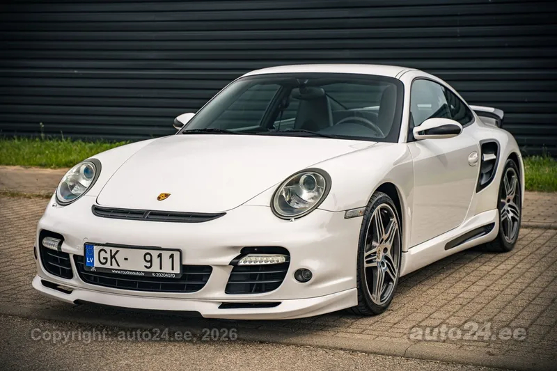 Porsche 911 - 1