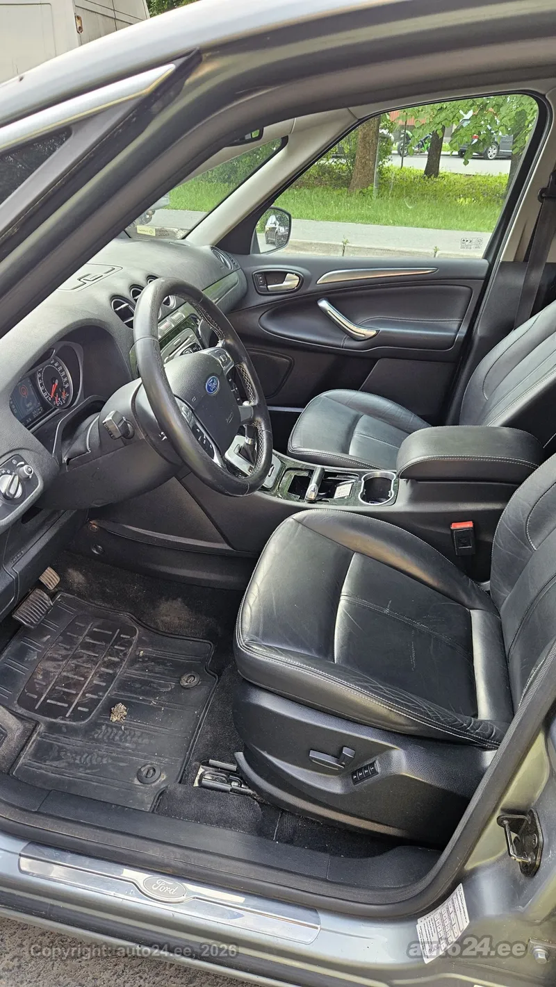 Ford S-max - 1