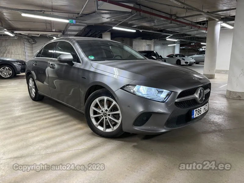 Mercedes-Benz A 250 - 1