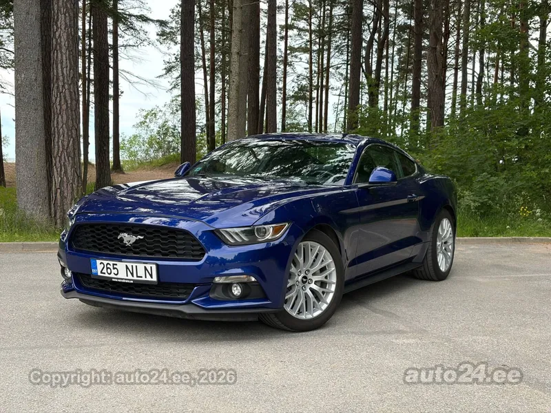 Ford Mustang - 1
