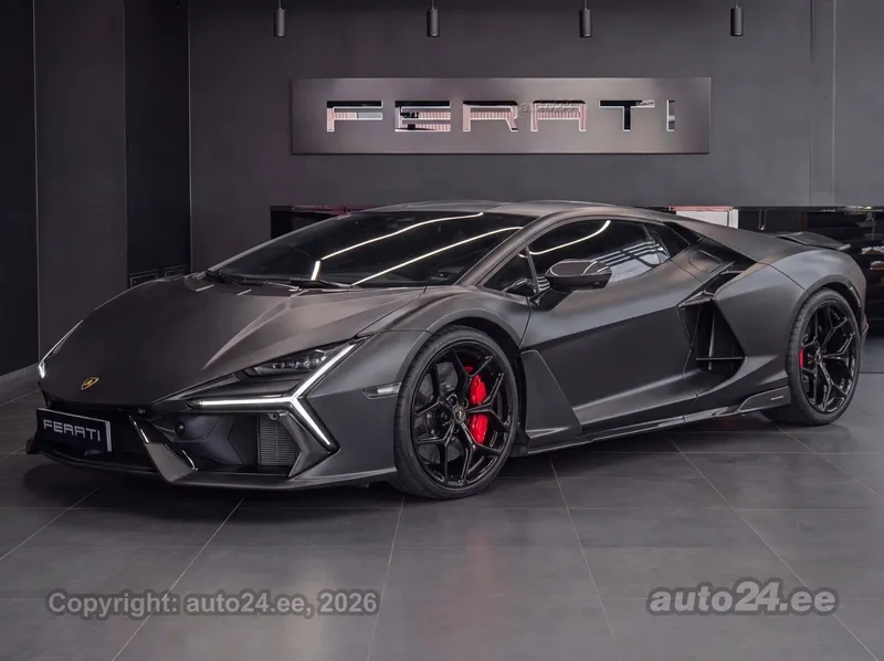Lamborghini Revuelto - 1