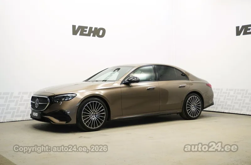 Mercedes-Benz E 200 - 1