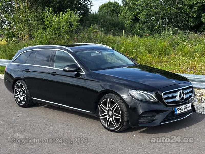 Mercedes-Benz E 220 - 1