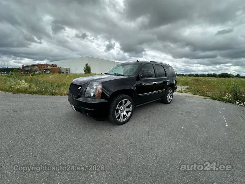 Gmc Yukon - 1