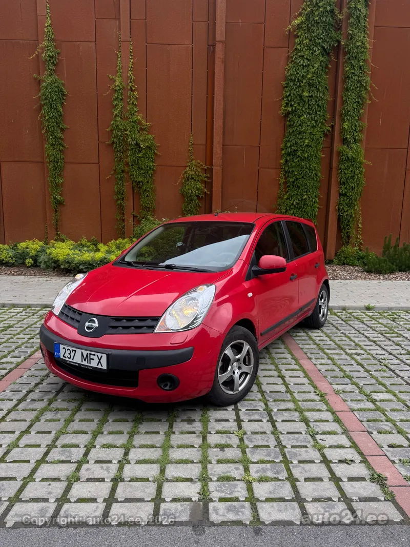 Nissan Note - 1