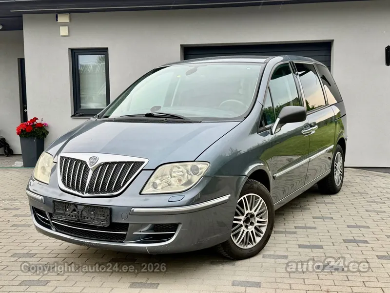 Lancia Phedra - 1