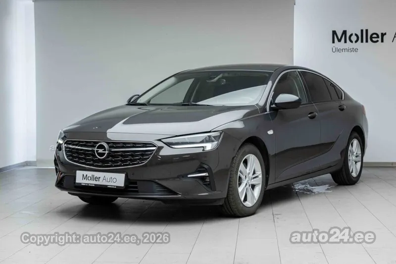 Opel Insignia - 1