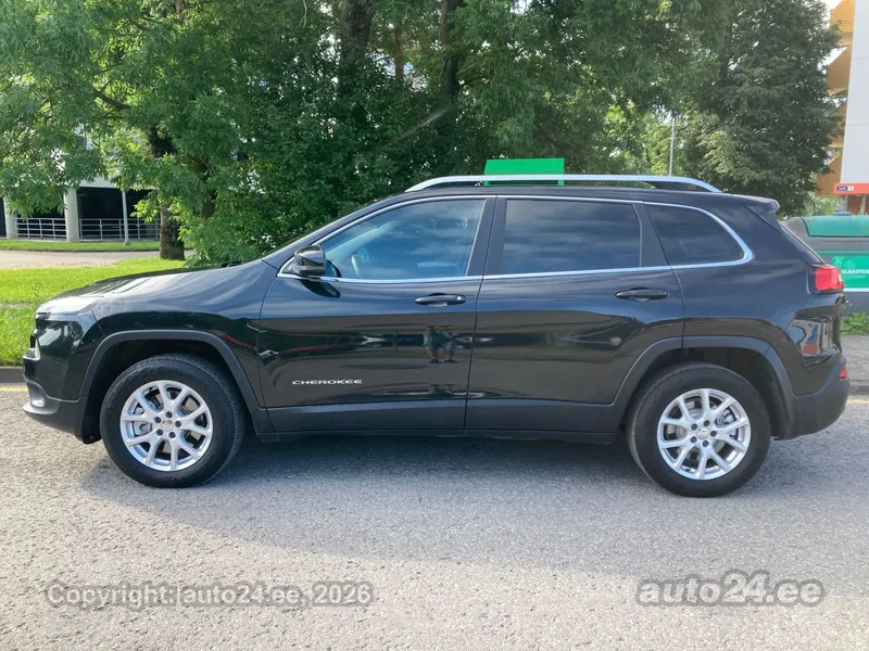 Jeep Cherokee - 1