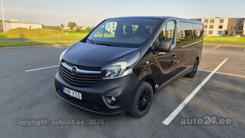 Opel Vivaro - 1
