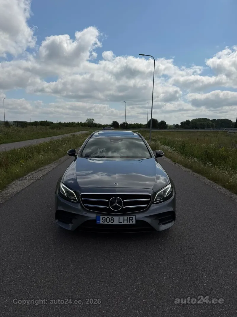 Mercedes-Benz E 350 - 1