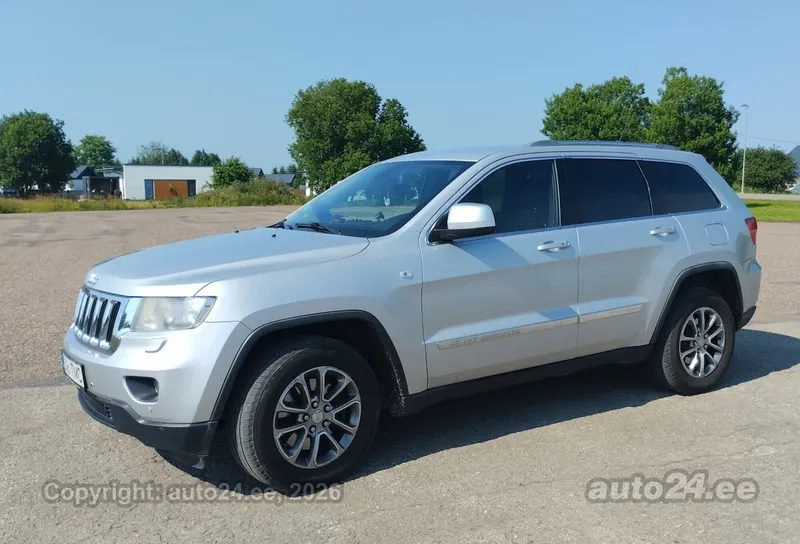 Jeep Grand Cherokee - 1
