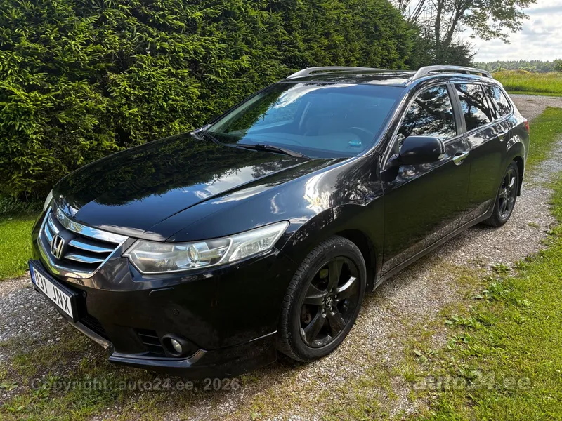 Honda Accord - 1