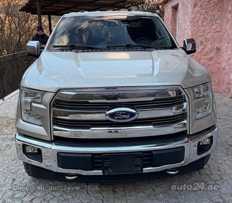 Ford F-150 - 1