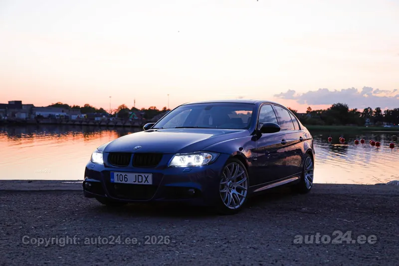 BMW 330 - 1