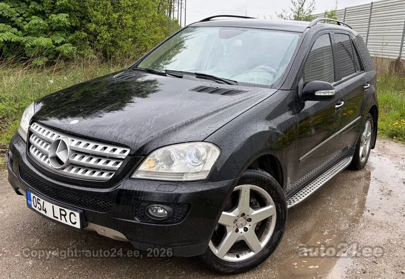 Mercedes-Benz ML 320 - 1