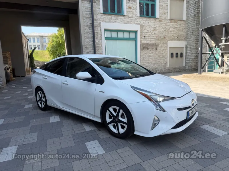 Toyota Prius - 1