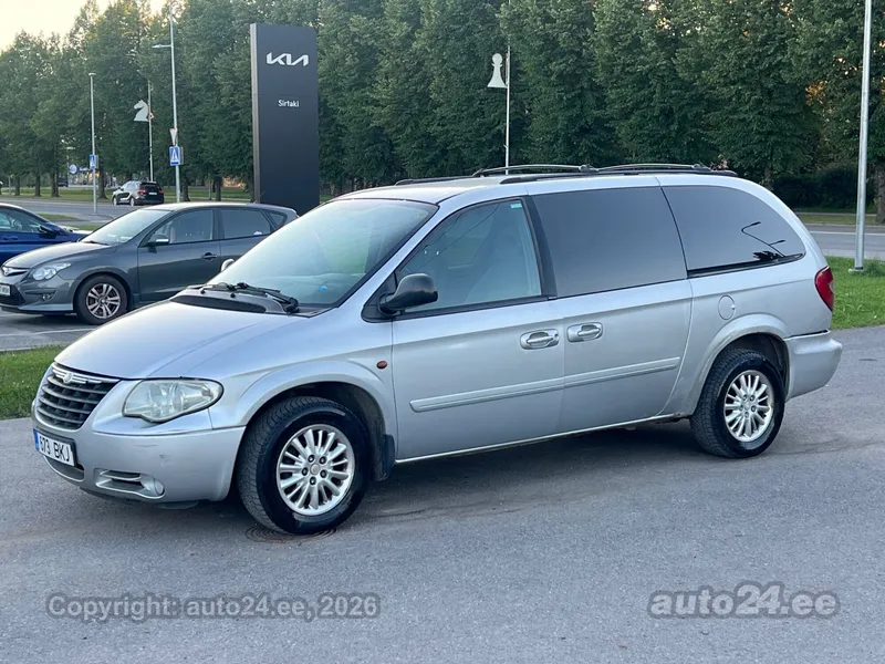 Chrysler Grand Voyager - 1