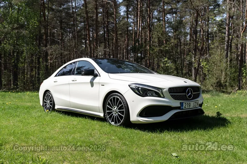 Mercedes-Benz CLA 200 - 1