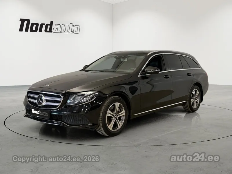 Mercedes-Benz E 220 - 1