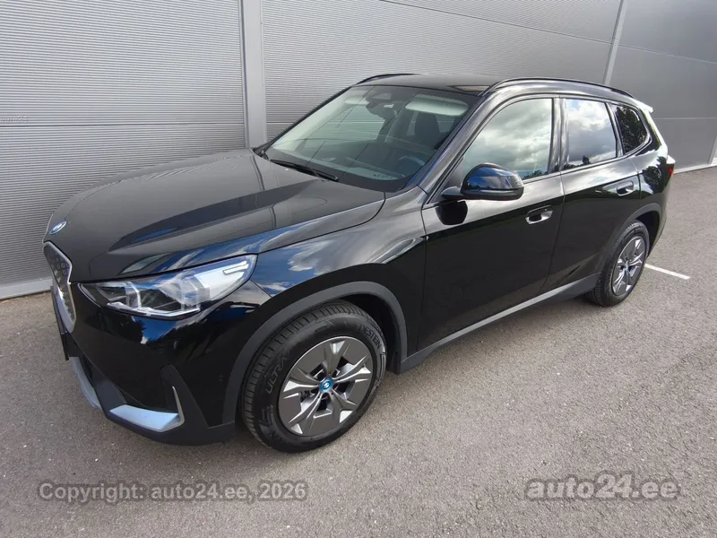 BMW iX1 - 1