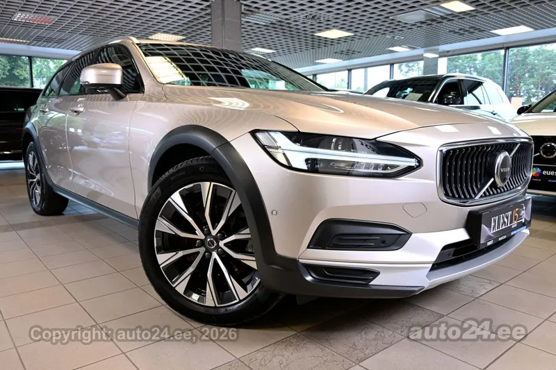 Volvo V90 Cross Country - 1