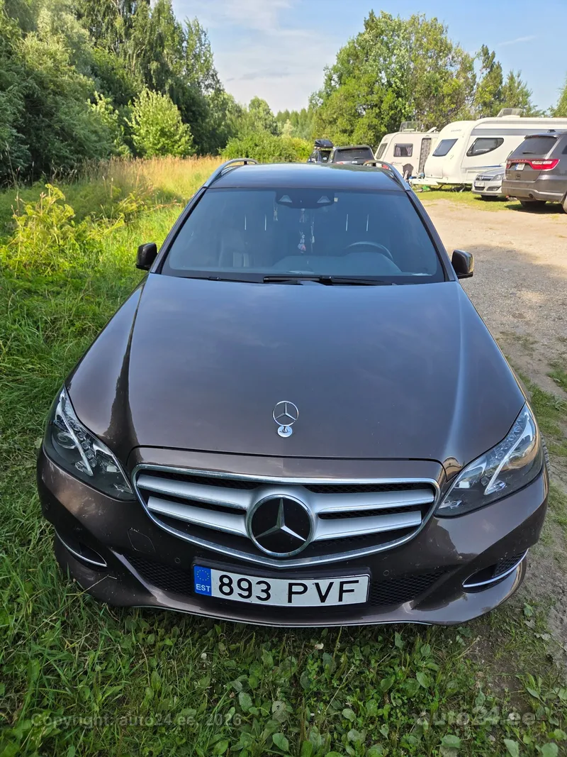 Mercedes-Benz E 250 - 1