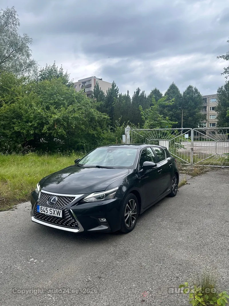 Lexus CT 200h - 1